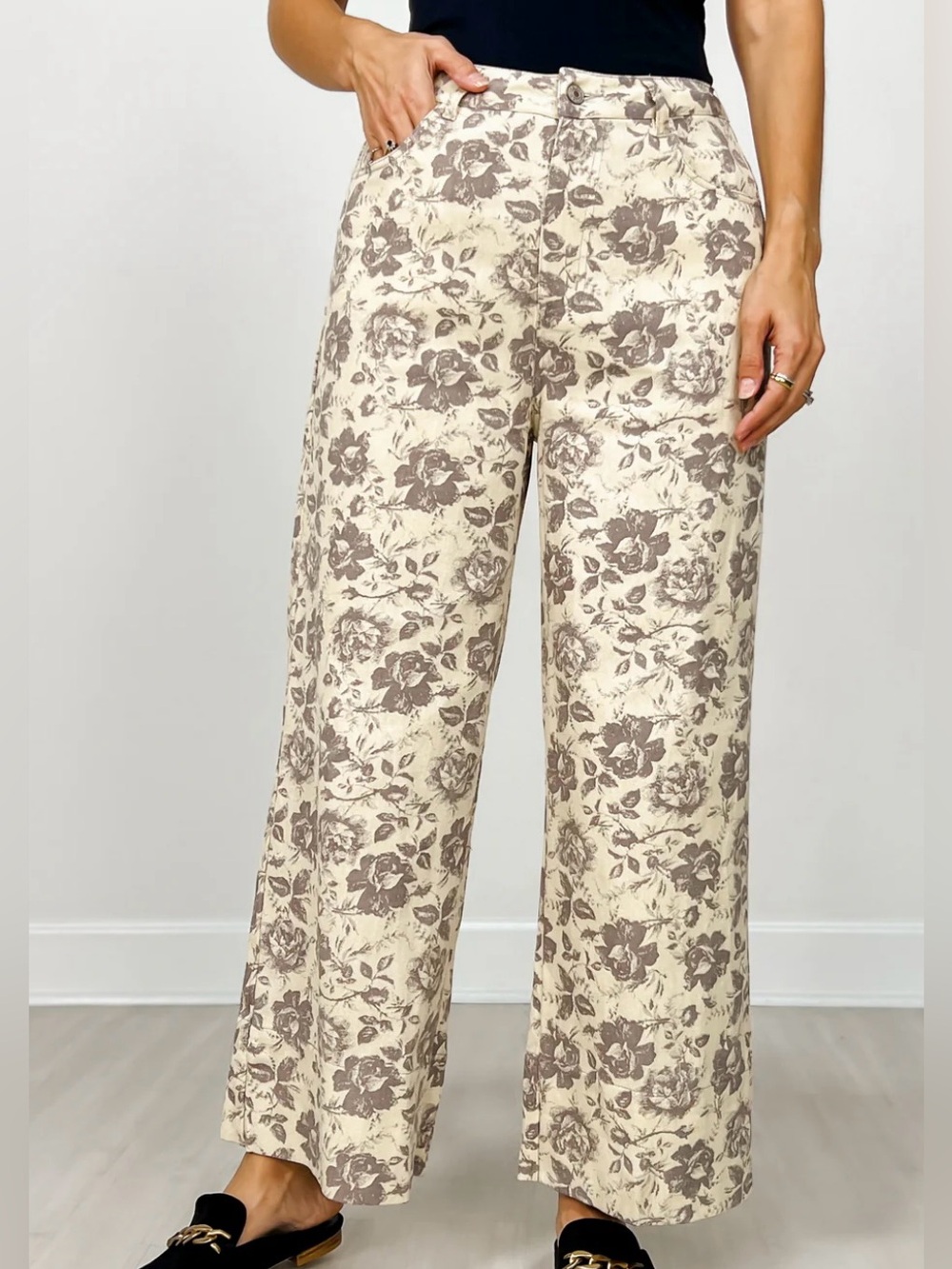 NWT ENTRO Floral print ankle-length Pants Cream/ecru Sz Lg